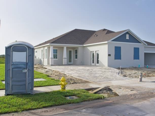 Porta potty delivery and setup in March Ar, CA